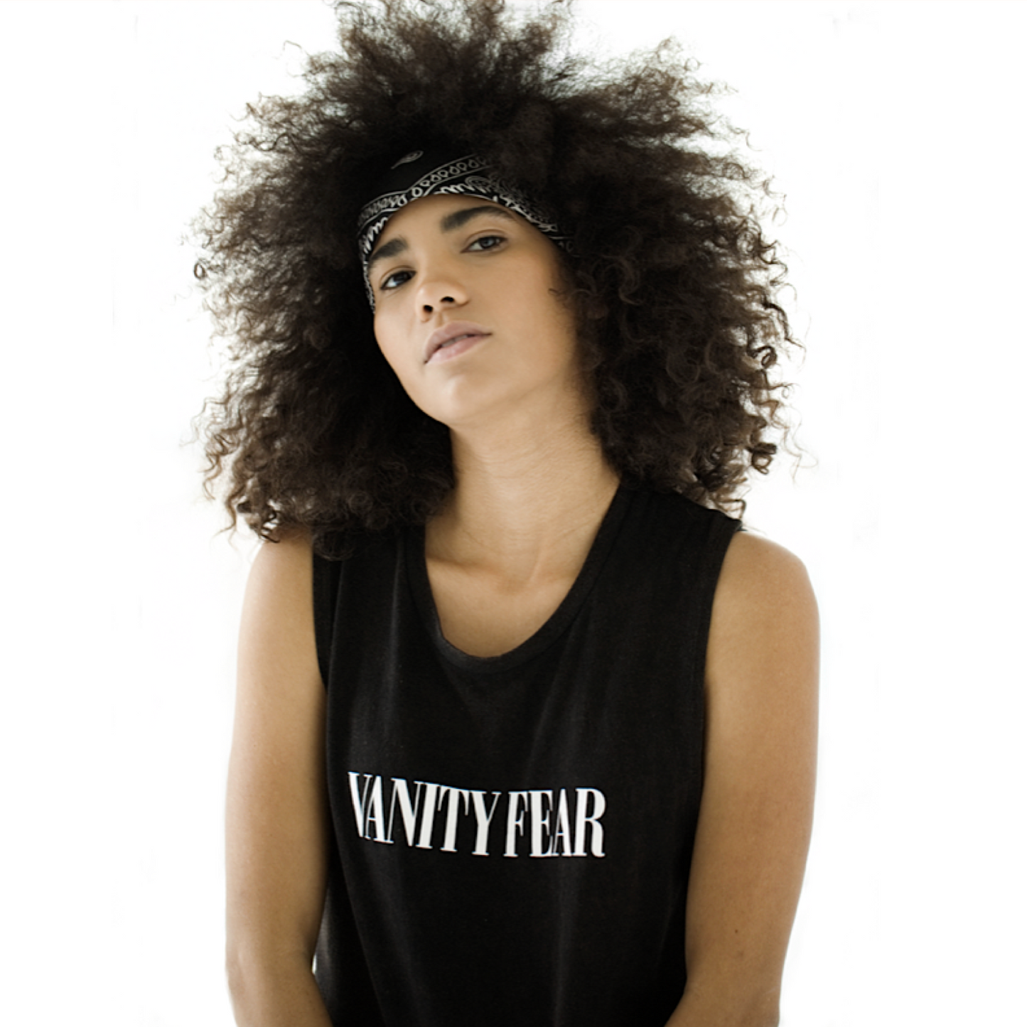 VANITY FEAR_ Custom Cut Muscle Tee