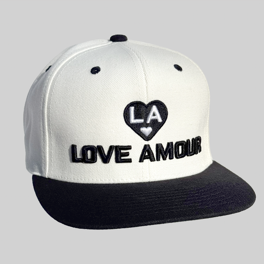 L A 🖤 LOVE AMOUR _Natural Black Snapback Cap