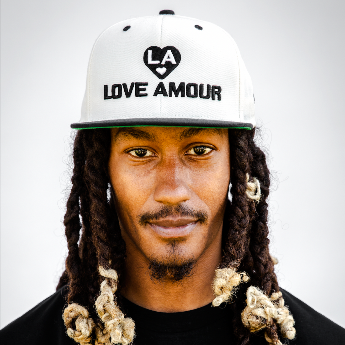 L A 🖤 LOVE AMOUR _Natural Black Snapback Cap